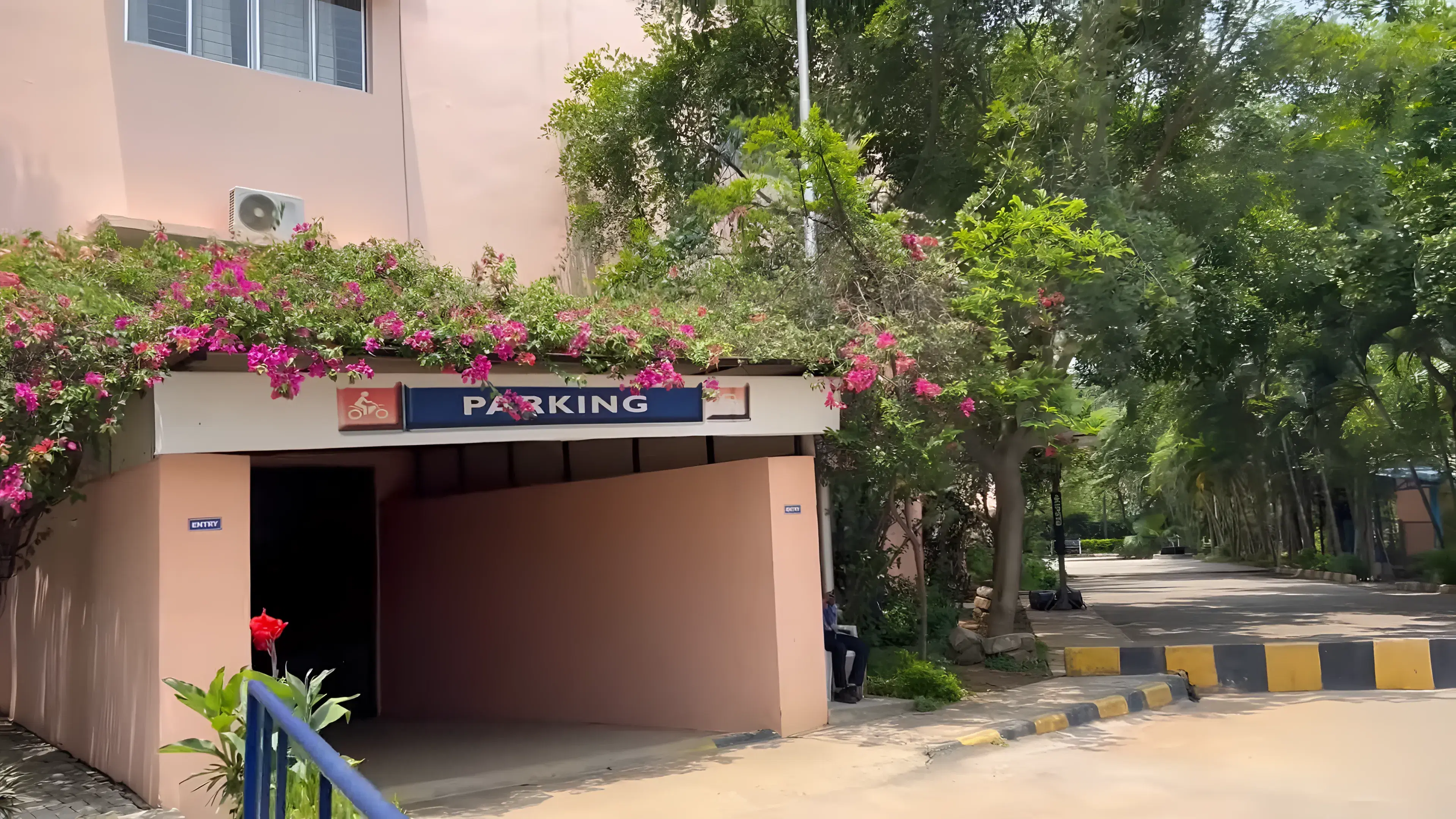 ICFAI Business School Bangalore campus photo 5
